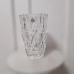 新品同様 ササキ クリスタルガラス 花瓶 カットデザインのサムネイル