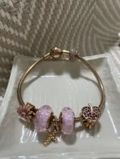 pandora ブレスレット セット売り。