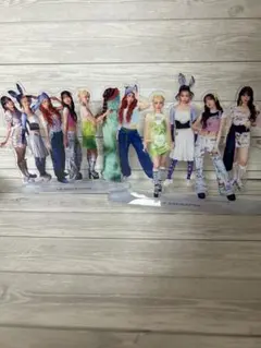 LE SSERAFIM アクリルスタンド 2つ