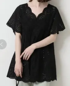 美品スピック&スパン カットワークレース ブラウス チュニック ブラック