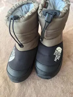 ★ スノーブーツ　ノースフェイス 22cm ★