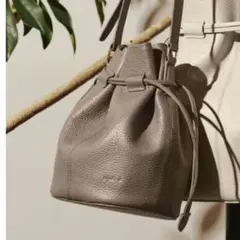 agnes b. アニエスベーミニショルダーバッグ　シャーロット　牛革　極美品