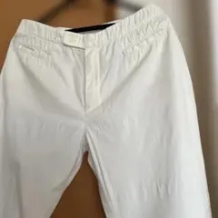 ホワイトカジュアルパンツ コットン混紡　レディース　白