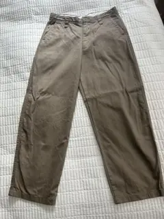 ユニクロワイドフィットチノ