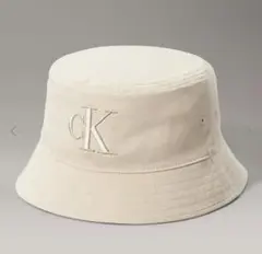 cK カルバンクライン バケットハット クリーム色のサムネイル