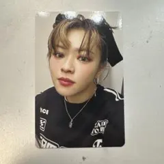 Item thumbnail for item a1e1aff2-7e37-4464-8fbe-c4ef7a3c650b