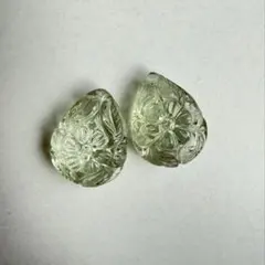 グリーンアメジストカービング天然石花模様 2個セット　ルース