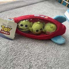 ディズニー　エイリアンロケットポーチ