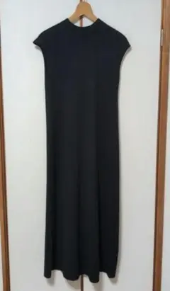 ur’s　ロングワンピース