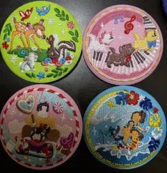 ディズニー　刺繍缶バッジ　４点セット