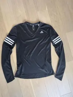 adidas Vネック 長袖Tシャツ ブラック