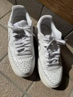 ナイキ コート ビジョン アルタ ウィメンズシューズ　厚底