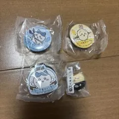 くら寿司　ちいかわ　コラボ　缶バッチ