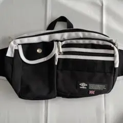 umbro ボディバッグ ブラック/ホワイト