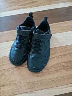 Nike ブラック スニーカー 18