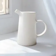 未使用【和田麻美子】白磁 艶なしマット 花器 水差し ピッチャー・オブジェにも