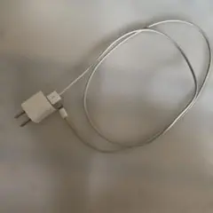 Apple USB充電器とライトニングケーブルのセット。　ジャンク品