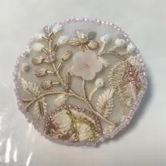 インド刺繍ビーズブローチ　pk2