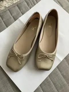 yumiさん リボンバレエシューズ ゴールド　L L