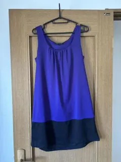 MERCURYDUO 紫/黒 フリル付きノースリーブひざ丈ワンピース