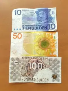 チェコ コルナ 紙幣＋硬貨セット CZK 外国紙幣 ヨーロッパ通貨