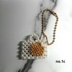 no.1cハンドメイドビーズチャーム ミニチュアバッグチャームパール×ゴールド