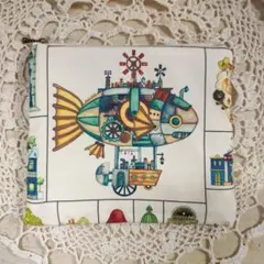 ハンドメイド　ファスナーポーチ　空想街雑貨店生地使用　空想の街