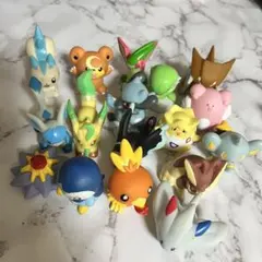 ポケモン　指人形　フィギュア　17個