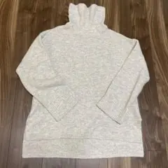 GUジーユー　Lサイズ ハイネックニットトップス