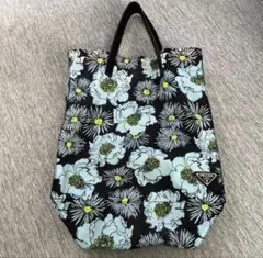 PRADA 花柄 ナイロン トートバッグのサムネイル