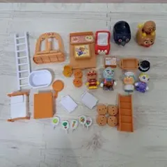 アンパンマンタウン　ようこそ　たのしいパン工場ハウス人形と小物セット