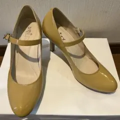 ✩美品✩ unity ストラップパンプス 23㎝ ヒール エナメル