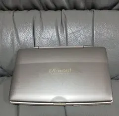 Item thumbnail for item d8ccbfbb-26d0-41ca-9cd3-2501ba433b89