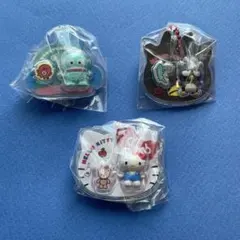 サンリオ パッケージチャーム＆チョコボーロ　キティ、バッドバツマル、ハンギョドン