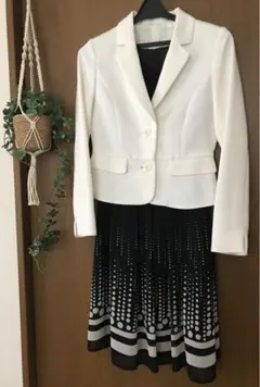 セットスーツ ワンピース ドレス ＋ 白 テーラードジャケット