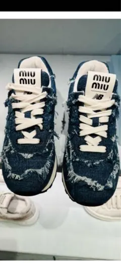 ★New Balance×Miu Miu★デニムスニーカー＊新古✴サイズ39即決 2025年最新】miumiu new balanceの人気アイテム - メルカリ
