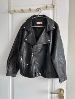 黒 レザー ライダースジャケット