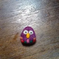 ハンドメイド羊毛刺繍ブローチフクロウ