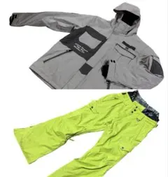 ★送料無料・未使用★お洒落　ビラボン　スノーボード　スキー　上下セット雪山