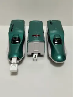 プラレール　 S-03 E5系　新幹線　はやぶさ (連結仕様)中古