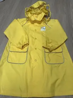 110 ファミリア　イエロー レインコート familiar 収納袋付き