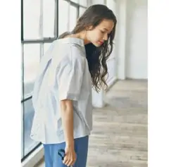 新品⭐️アースミュージックアンドエコロジー⭐️ バックレースシャツ （Gray）
