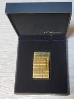 S.T.Dupont。Paris。デュポンライター。ラインD。漆。金箔。要メンテ 