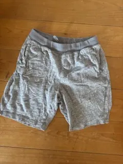UNIQLO グレー ハーフパンツ Mサイズ　140くらい
