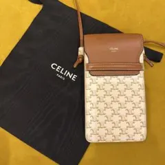 CELINE スマホショルダーバッグ　フォンポーチ　トリオンフ　ホワイトのサムネイル