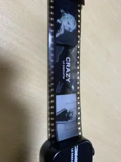 LE SSERAFIMルセラフィムCRAZY カメラネガ風チャーム ガチャガチャ