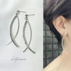 No.427 シルバー ラインストーンクロスチャームピアス イヤリング