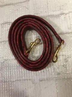 高級バッグの持ち手　皮
