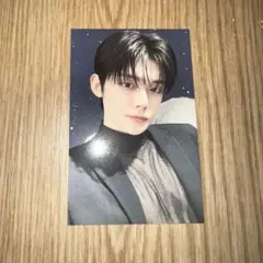 TXT ソウルコン　ワルツ　フーディー　パーカー　トレカ　ヨンジュン