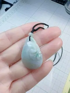 R1-0310天然本翡翠《本物保証》「如意」翡翠ペンダント ネックレス